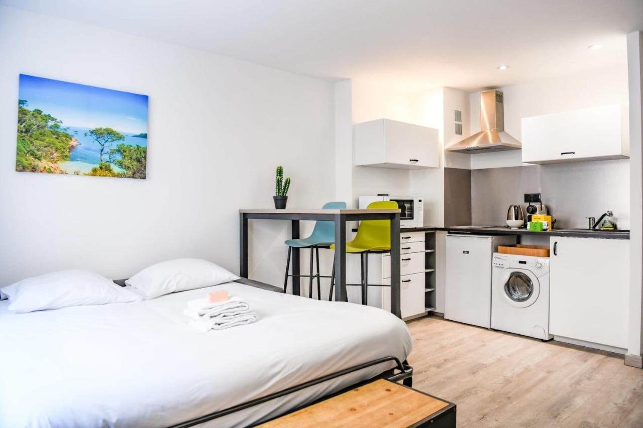 Studio Sur Le Vieux-Port Ideal Pour 2 Personnes Apartment Marseille Exterior photo